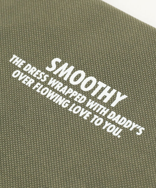 こども ビームス(コドモビームス)の「SMOOTHY / 外付け ポーチ(ポーチ・キッズ・ブラック/オリーブ・ONE SIZE)」の8枚目の写真