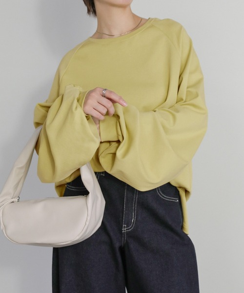 select MOCA(セレクトモカ)の「【サイズ展開あり】ボリュームスリーブオーバーカットソー(Tシャツ/カットソー・レディース・ブラック/オフホワイト/グリーン/ベージュ/ライトグレー/チャコールグレー/ブラウン・FREE/SMALL)」の17枚目の写真