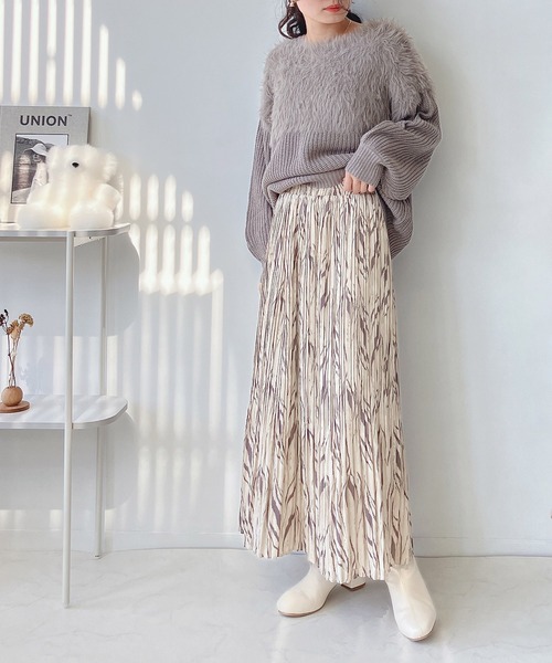 AS KNOW AS plus（アズノゥアズプラス）の「♪シャギー切替ゆるニット（ニット/セーター・レディース・ブルー/グリーン/アイボリー/グレイッシュベージュ/マスタード/ブルーグレー/グレー系/ブルー系/ブルー系その他/ボルドー・FREE）」の12枚目の写真