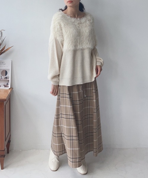 AS KNOW AS plus（アズノゥアズプラス）の「♪シャギー切替ゆるニット（ニット/セーター・レディース・ブルー/グリーン/アイボリー/グレイッシュベージュ/マスタード/ブルーグレー/グレー系/ブルー系/ブルー系その他/ボルドー・FREE）」の17枚目の写真