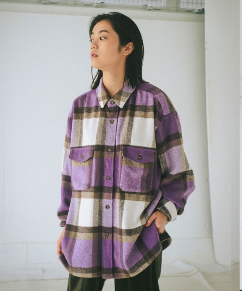 WHIMSIC（ウィムジック）の「【UNISEX】ヘビーフランネルチェックシャツ（シャツ/ブラウス・レディース・ブラウン/ブラック/パープル/ブルー・FREE）」の4枚目の写真