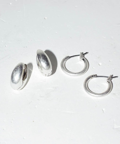 GOLDY(ゴールディ)の「【GOLDY】ドロップ & ミニマル ライン 2ペア ピアス / 1201203※(ピアス(両耳用)・レディース・シルバー系その他/ゴールド系その他/ゴールド/シルバー・FREE)」の6枚目の写真