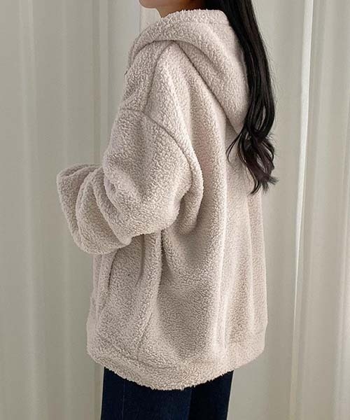 SONA（ソナ）の「SONYUNARA ボアフリースフードジップアップ（ブルゾン・レディース・ブラック/チャコールグレー/クリーム・ONESIZE）」の9枚目の写真