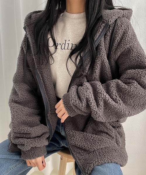 SONA（ソナ）の「SONYUNARA ボアフリースフードジップアップ（ブルゾン・レディース・ブラック/チャコールグレー/クリーム・ONESIZE）」の16枚目の写真