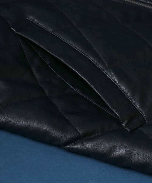 ANPAS(アンパス)の「Synthetic Leather Oversize Quilting Blouson/シンセティックレザー オーバーサイズ キルティング ブルゾン MA-1 ボマージャケット(ブルゾン・メンズ・ブラック・M/L/LL)」の5枚目の写真