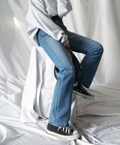 me+em select（ミームセレクト）の「【 選べる２サイズ ／ ３カラー 】ハイウエストストレートウォッシュデニムパンツ（デニムパンツ・レディース・インディゴブルー/ブルー/グレー・MEDIUM/LARGE）」の8枚目の写真