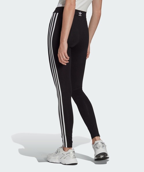 adidas（アディダス）の「アディカラー クラシックス スリーストライプス レギンス / ヨガウェア / アディダスオリジナルス adidas Originals（レギンス/スパッツ・レディース・ブラック/ヘザーグレー/レッド・XX-LARGE/X-SMALL/MEDIUM/X-LARGE/SMALL/LARGE）」の4枚目の写真
