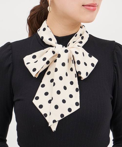 ROYAL PARTY（ロイヤルパーティー）の「スカーフ付長袖カットトップス（Tシャツ/カットソー・レディース・グリーン/モカ/ブラック・FREE）」の17枚目の写真