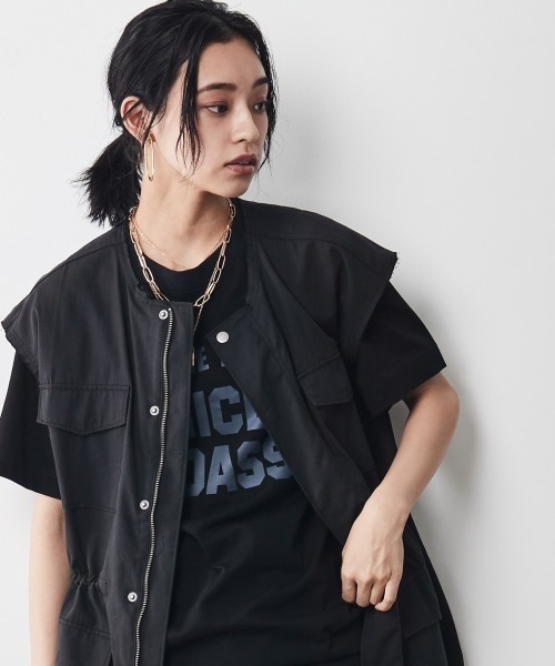 CHIC STYLE(シックスタイル)の「<大きいサイズ>ロゴプリントTシャツ シックスタイル(Tシャツ/カットソー・レディース・オフホワイト/ブラック・4L/LL/3L/5L/L)」の8枚目の写真
