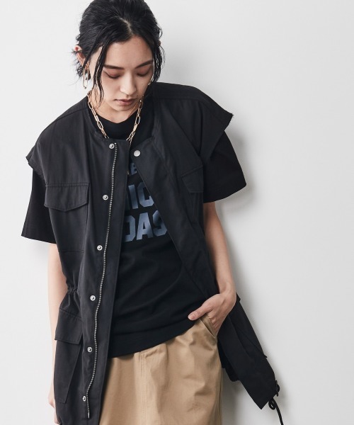 CHIC STYLE(シックスタイル)の「<大きいサイズ>ロゴプリントTシャツ シックスタイル(Tシャツ/カットソー・レディース・オフホワイト/ブラック・4L/LL/3L/5L/L)」の9枚目の写真