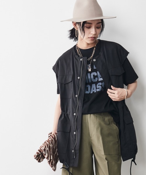 CHIC STYLE(シックスタイル)の「<大きいサイズ>ロゴプリントTシャツ シックスタイル(Tシャツ/カットソー・レディース・オフホワイト/ブラック・4L/LL/3L/5L/L)」の10枚目の写真