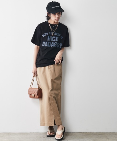 CHIC STYLE(シックスタイル)の「<大きいサイズ>ロゴプリントTシャツ シックスタイル(Tシャツ/カットソー・レディース・オフホワイト/ブラック・4L/LL/3L/5L/L)」の4枚目の写真