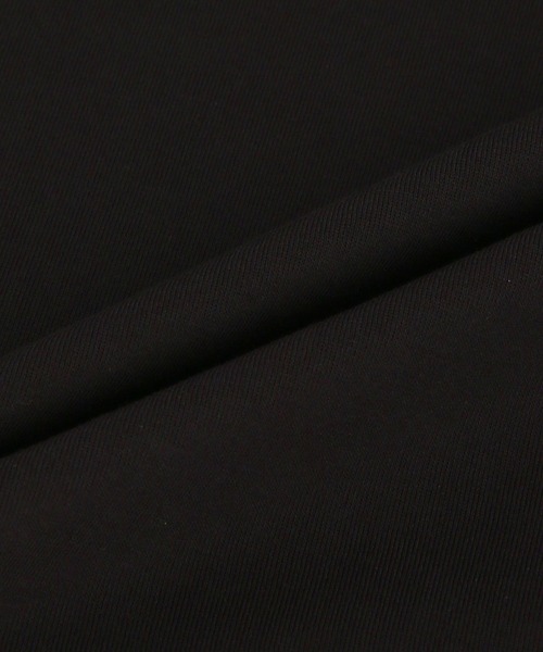 ADAM ET ROPE'（アダムエロペ）の「【サステナブル・WEB限定】ロゴプリントトリムTシャツ（Tシャツ/カットソー・レディース・ホワイト/ブラック/ブルー・FREE）」の9枚目の写真