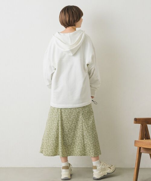 RETRO GIRL(レトロガール)の「アノラックBIGフーディー(Tシャツ/カットソー・レディース・ブラック/イエロー/オフホワイト・FREE)」の7枚目の写真