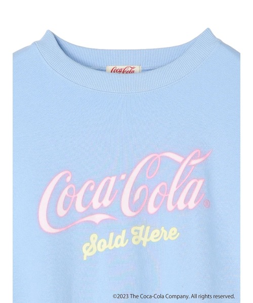 Coca Cola（コカコーラ）の「別注 Coca-Cola 「R」ネオンカラースウェット（スウェット・レディース・サックスブルー・FREE）」の4枚目の写真