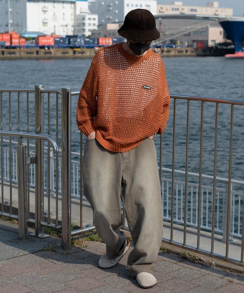 Perushu(ペルーシュ)の「ワッペン刺繍ロゴメッシュニットプルオーバー(ニット/セーター・メンズ・グレイッシュベージュ/ブラック/オレンジ・LARGE/MEDIUM)」の19枚目の写真