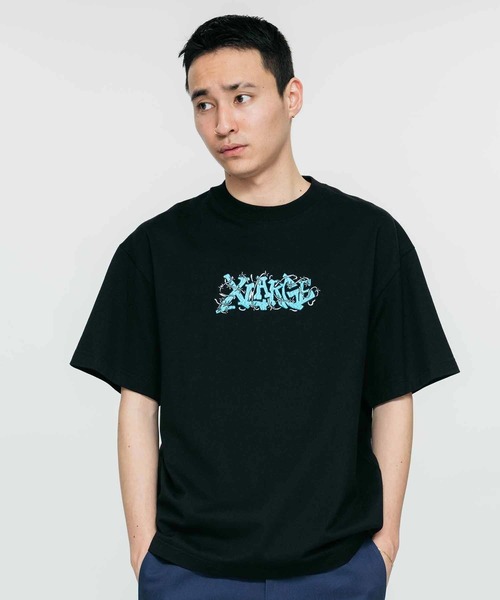 大人気 早い者勝ち XLARGE BARBED WIRE LOGO S/S TEE XLARGE（エクストララージ）の「BARBED WIRE LOGO S/S TEE（T