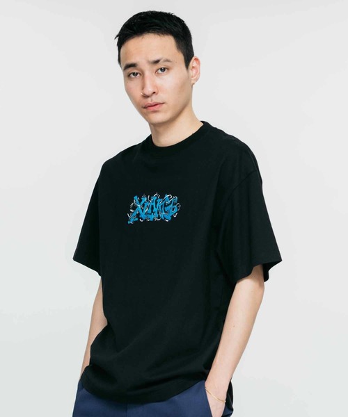 大人気 早い者勝ち XLARGE BARBED WIRE LOGO S/S TEE XLARGE（エクストララージ）の「BARBED WIRE LOGO S/S TEE（T