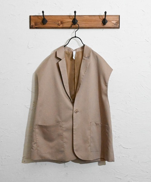 Anytime Songs（エニータイムソングス）の「TRシングルテーラードカラージレ（ベスト・メンズ・オフホワイト/グリーン/ブラック/モカ/ベージュ/サックスブルー・LARGE/X-LARGE/MEDIUM）」の5枚目の写真