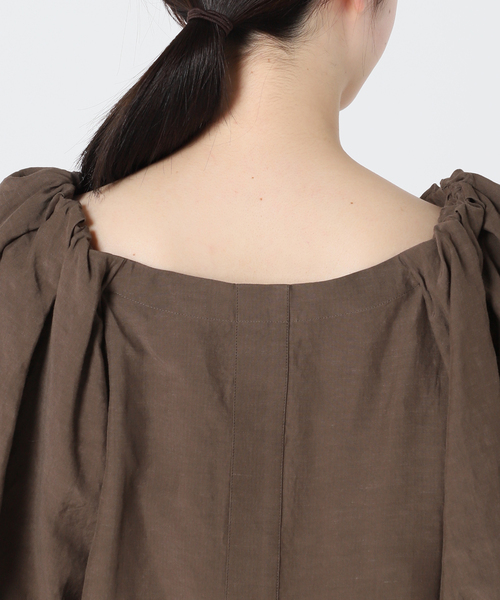 リネンオフショル2WAYボリュームブラウス