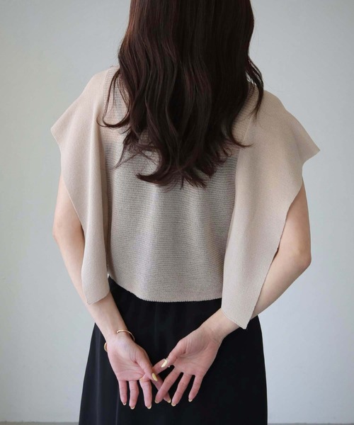 cheriella（シェリエラ）の「【cheriella】スクエアスリーブシアーショートニット SQUARE SLEEVE SHEER SHORT KNIT（ニット/セーター・レディース・ブルー/ライトベージュ/ブラック/カーキ・M）」の21枚目の写真