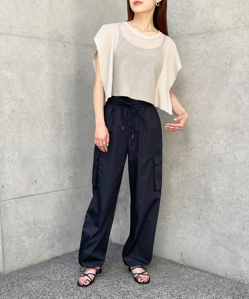 cheriella（シェリエラ）の「【cheriella】スクエアスリーブシアーショートニット SQUARE SLEEVE SHEER SHORT KNIT（ニット/セーター・レディース・ブルー/ライトベージュ/ブラック/カーキ・M）」の19枚目の写真