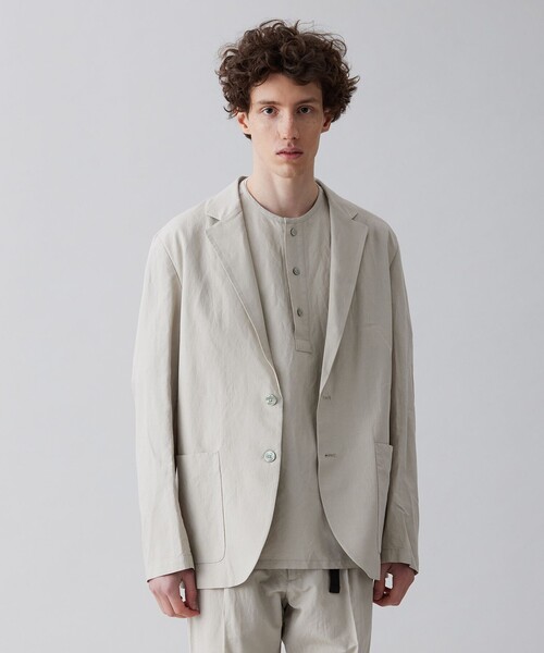 UNFILO（アンフィーロ）の「ライトリネン テーラード ジャケット（テーラードジャケット・メンズ・ブラック系/パイングリーン系/ベージュ系・LARGE/MEDIUM）」の3枚目の写真