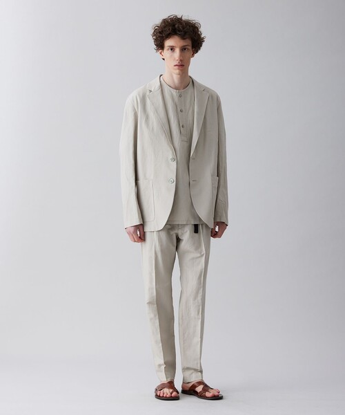 UNFILO（アンフィーロ）の「ライトリネン テーラード ジャケット（テーラードジャケット・メンズ・ブラック系/パイングリーン系/ベージュ系・LARGE/MEDIUM）」の7枚目の写真