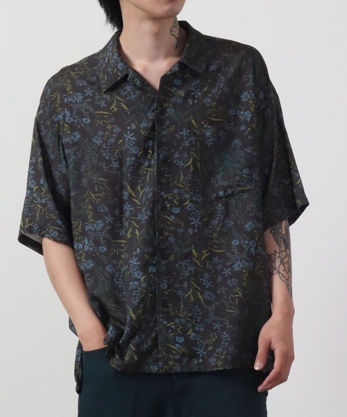 SUGGESTION(サジェッション)の「SUGGESTION とろみ 総柄 レーヨン ワイド 半袖オープンカラーシャツ 2023SS(シャツ/ブラウス・メンズ・A/B/C/D/E/F・M/L)」の6枚目の写真