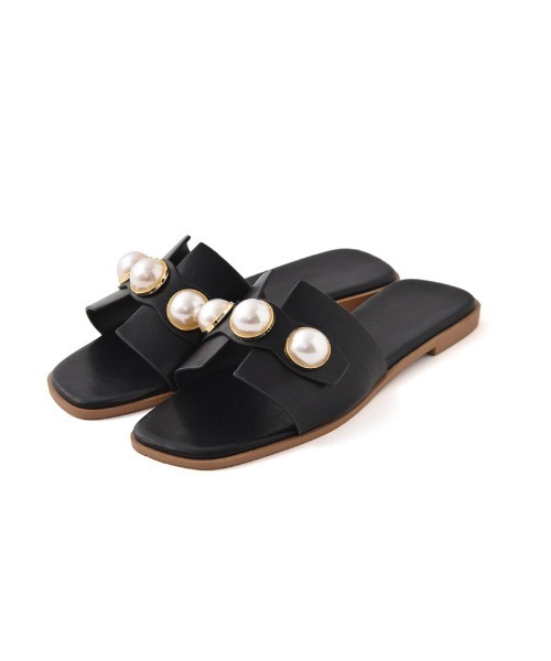 スタイリスト　辻さんもご着用　人気！プラダ ベロアサンダル スタイリスト 辻さんもご着用 人気！プラダ ベロアサンダル