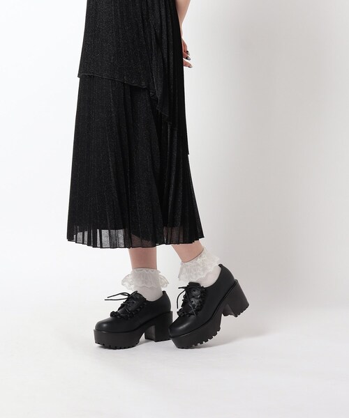 cs T&P(シーエスティーアンドピー)の「フリルマニッシュ厚底シューズ(パンプス・レディース・アイボリー/ブラック/ダークブラウン・S/M/L/LL)」の20枚目の写真