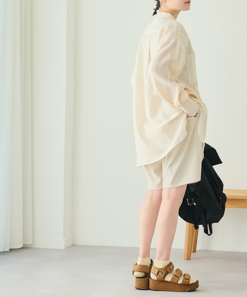 Crisp(クリスプ)の「クリンクルルーズシャツ(シャツ/ブラウス・レディース・アイボリー/ピンク/ホワイト・FREE)」の14枚目の写真