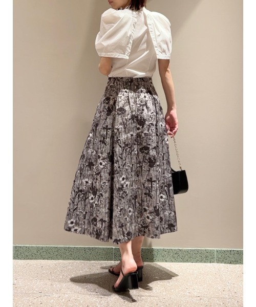 snidel タックバリエスカート New arrival - 8.17(Wed)店頭入荷 巧みなタックワークでモードに