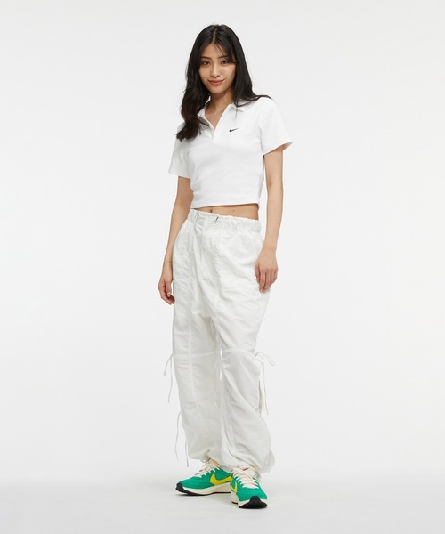 NIKE（ナイキ）の「ナイキ スポーツウェア エッセンシャル ウィメンズ ショートスリーブ ポロ トップ / Nike Sportswear Essential Women's Short-Sleeve Polo Top＜XS-2XL 展開＞（ポロシャツ・レディース・ホワイト/ブラック/クリーム/グリーン系その他/ブルー系その他/ピンク系その他2・XL/2XL/M/XS/S/L）」の14枚目の写真