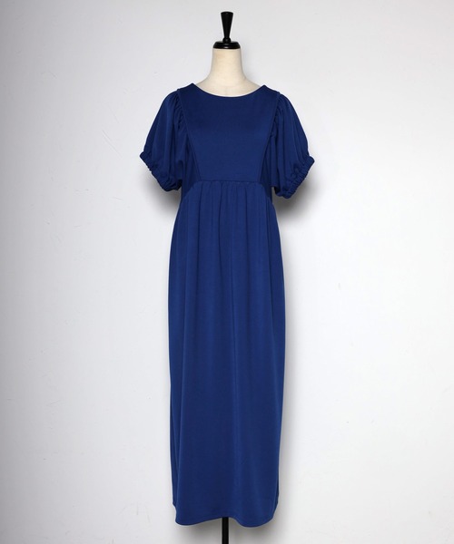 バックオープンパフスリーブコクーンワンピース