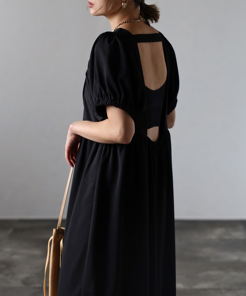 バックオープンパフスリーブコクーンワンピース