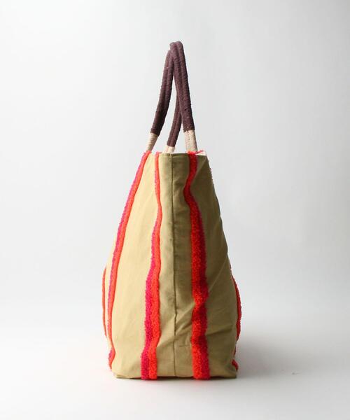 beej（ビージ）の「【別注】＜beej＞ストライプ刺繍 トートバッグ（トートバッグ・レディース・ベージュ/オフホワイト・FREE）」の12枚目の写真