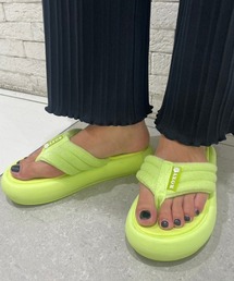 RAD WEEKEND PILE/ロキシーパイルボリュームソール(厚底)サンダル