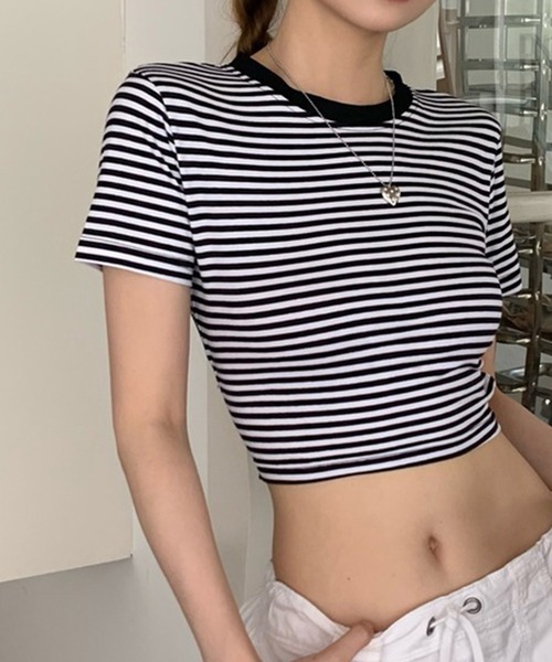 LYEON(リヨン)の「バックオープンボーダーTシャツ(Tシャツ/カットソー・レディース・ホワイト・FREE)」の3枚目の写真