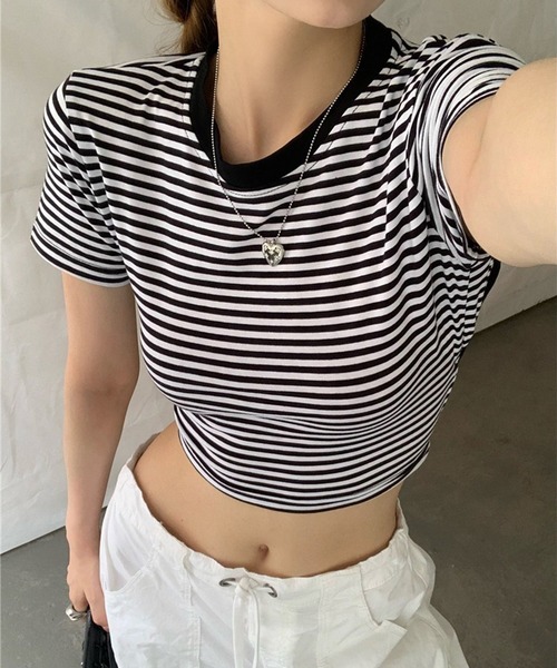 LYEON(リヨン)の「バックオープンボーダーTシャツ(Tシャツ/カットソー・レディース・ホワイト・FREE)」の6枚目の写真