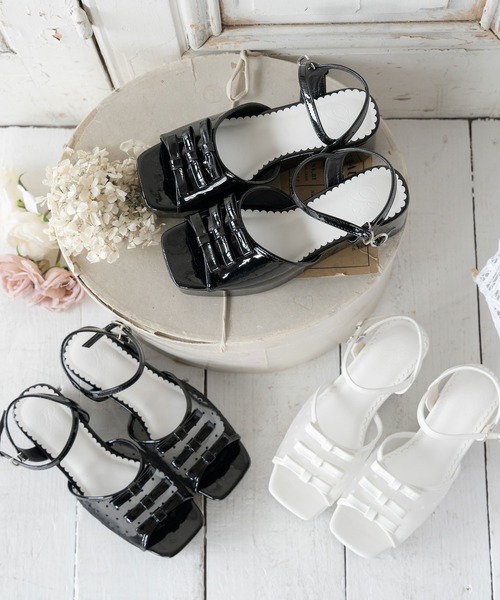 エナメルリボンスクエアトゥーサンダル エナメルリボンスクエアトゥーサンダル Enamel Ribbon Square