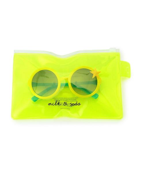 green label relaxing（グリーンレーベルリラクシング）の「Milk&Soda Fashion Glasses◆（サングラス・キッズ・オリーブ/シルバー/ブラック/ピンク/レッド/イエロー・2-5Y）」の12枚目の写真