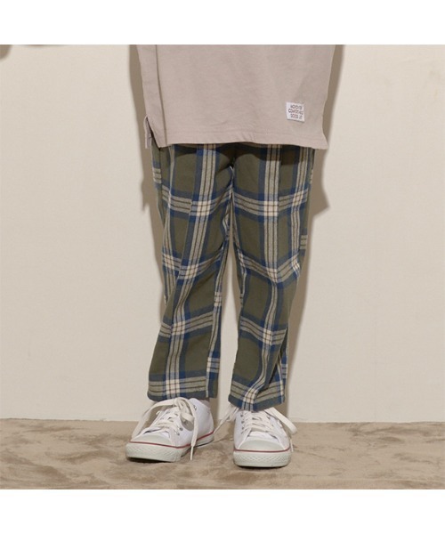 b・ROOM(ビールーム)の「フロントピンタックチェックパンツ(その他パンツ・キッズ・キャメル/モスグリーン/ネイビー/オフホワイト・140cm/110cm/100cm/150cm/120cm/130cm)」の17枚目の写真
