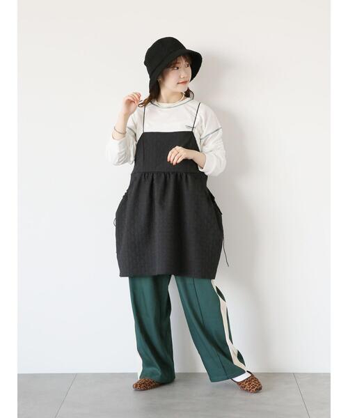 ehka sopo(エヘカソポ)の「配色ステッチプリントロンT(Tシャツ/カットソー・レディース・ベージュ/オフホワイト/ミント・F)」の17枚目の写真