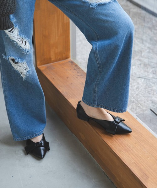 bohmal(ボマール)の「ポインテッドトゥリボンパンプス(パンプス・レディース・シルバー/ブラック・23.0cm/24.5cm/24.0cm/23.5cm)」の8枚目の写真