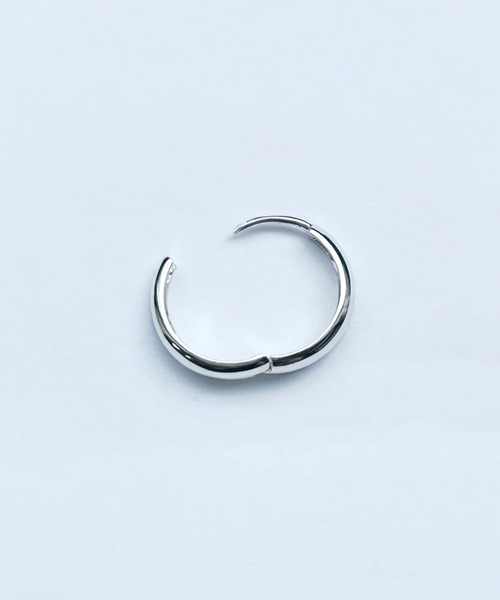 Blanche(ブランシュ)の「プレーンデザインクリッカーシルバーピアス scintiller(サンティエ)SILVER(ピアス(両耳用)・レディース・シルバー・FREE)」の5枚目の写真