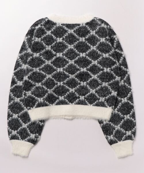 CHILLE(チル)の「モノグラムジャガードニットジャケット(カーディガン/ボレロ・レディース・アイボリー/ピンク/ブラック・FREE)」の4枚目の写真