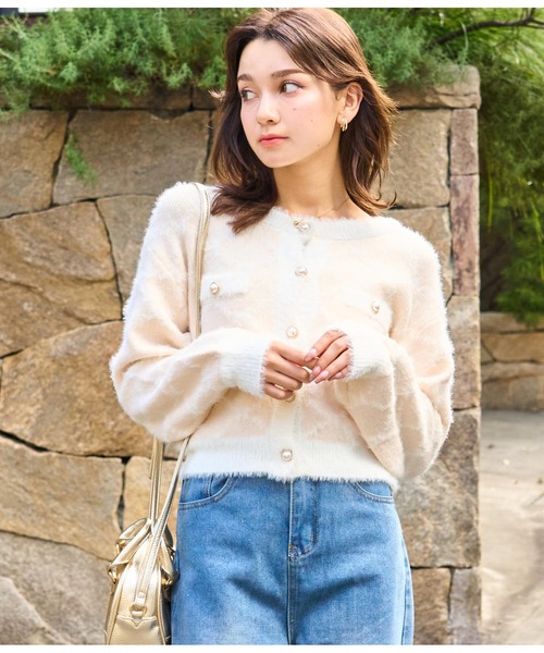 CHILLE(チル)の「モノグラムジャガードニットジャケット(カーディガン/ボレロ・レディース・アイボリー/ピンク/ブラック・FREE)」の7枚目の写真