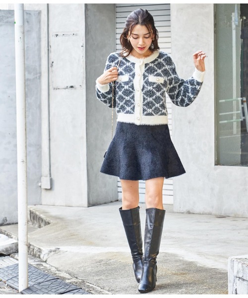 CHILLE(チル)の「モノグラムジャガードニットジャケット(カーディガン/ボレロ・レディース・アイボリー/ピンク/ブラック・FREE)」の14枚目の写真