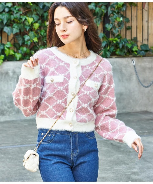 CHILLE(チル)の「モノグラムジャガードニットジャケット(カーディガン/ボレロ・レディース・アイボリー/ピンク/ブラック・FREE)」の19枚目の写真